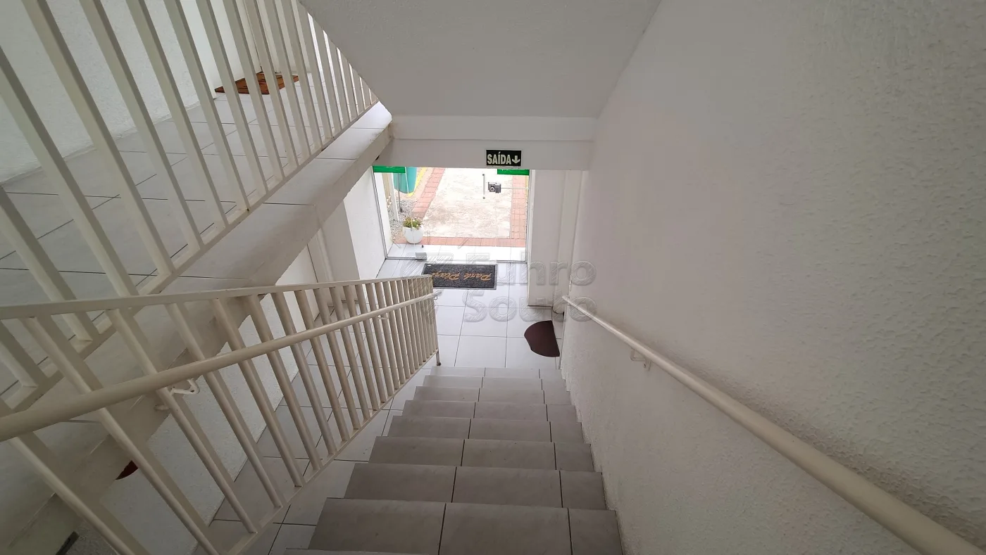 Comprar Apartamento / Padr&atilde;o em Pelotas R$ 190.000,00 - Foto 15