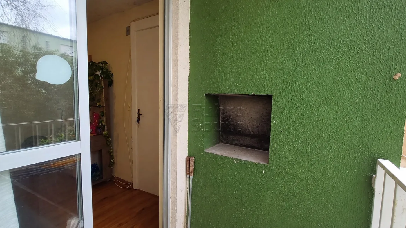 Comprar Apartamento / Padr&atilde;o em Pelotas R$ 190.000,00 - Foto 13