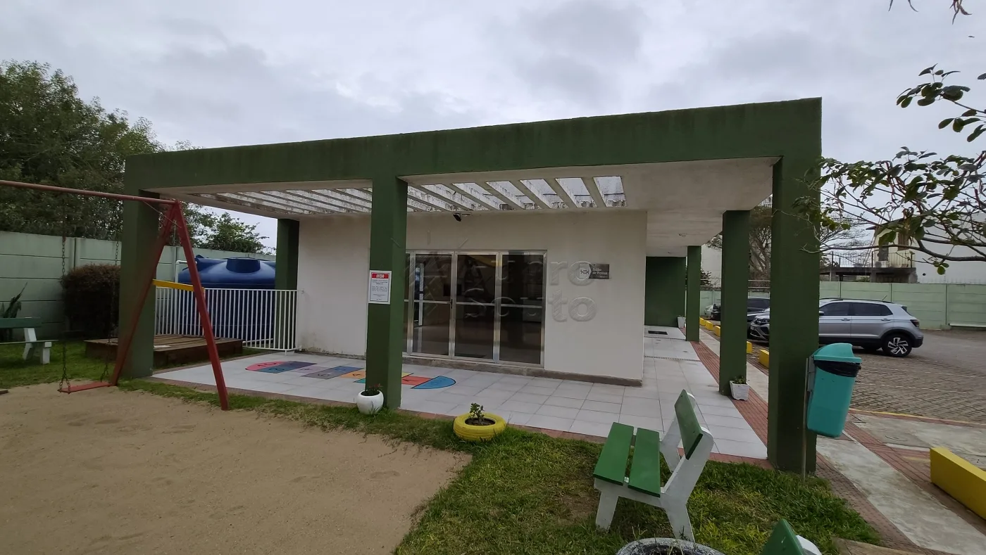 Comprar Apartamento / Padr&atilde;o em Pelotas R$ 190.000,00 - Foto 19