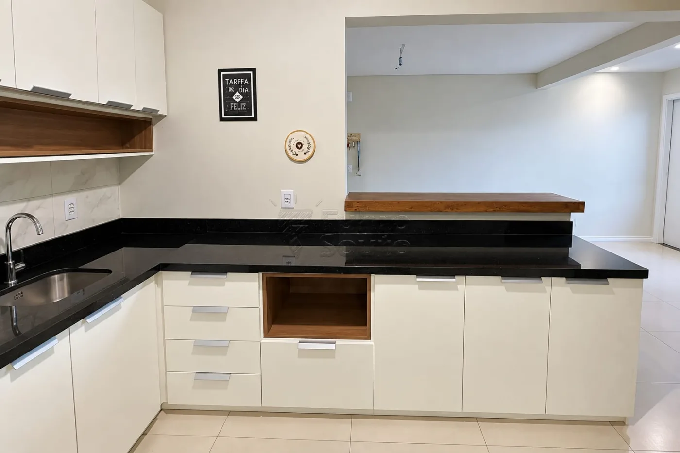 Comprar Apartamento / Padr&atilde;o em Pelotas R$ 238.900,00 - Foto 6