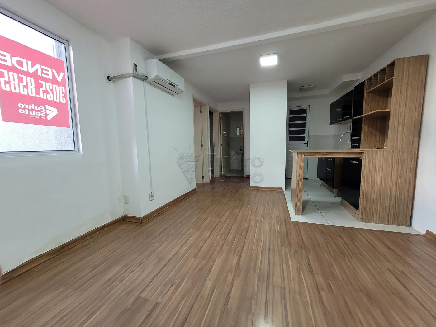 Comprar Apartamento / Padr&atilde;o em Pelotas R$ 170.000,00 - Foto 1