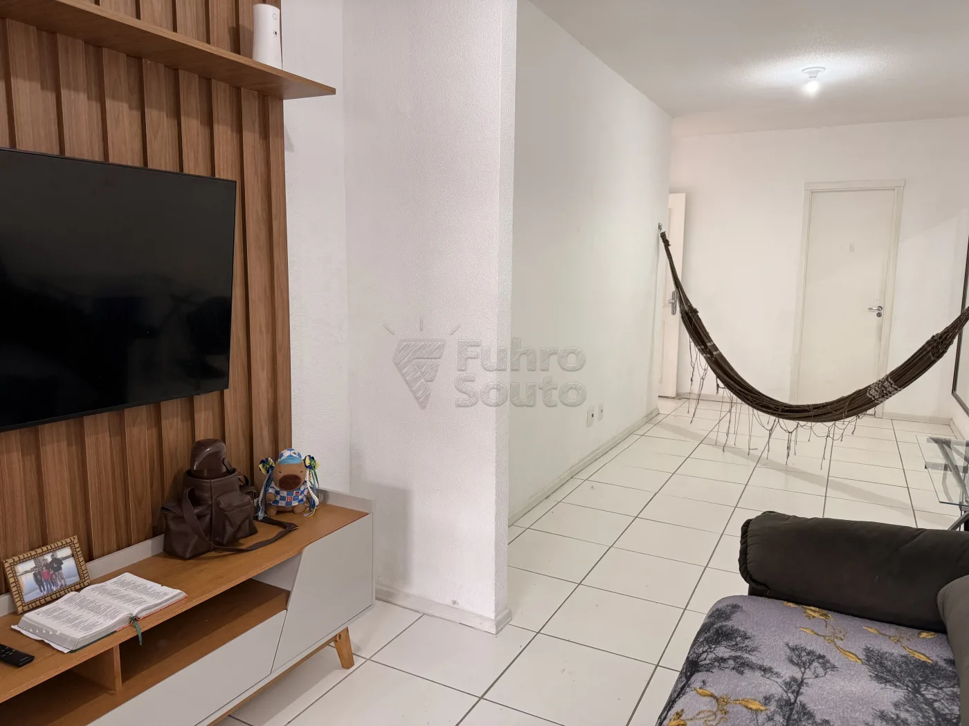 Comprar Casa / Condom&iacute;nio em Pelotas R$ 260.000,00 - Foto 1