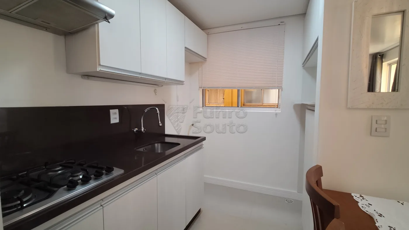 Comprar Apartamento / Padr&atilde;o em Pelotas R$ 177.000,00 - Foto 3