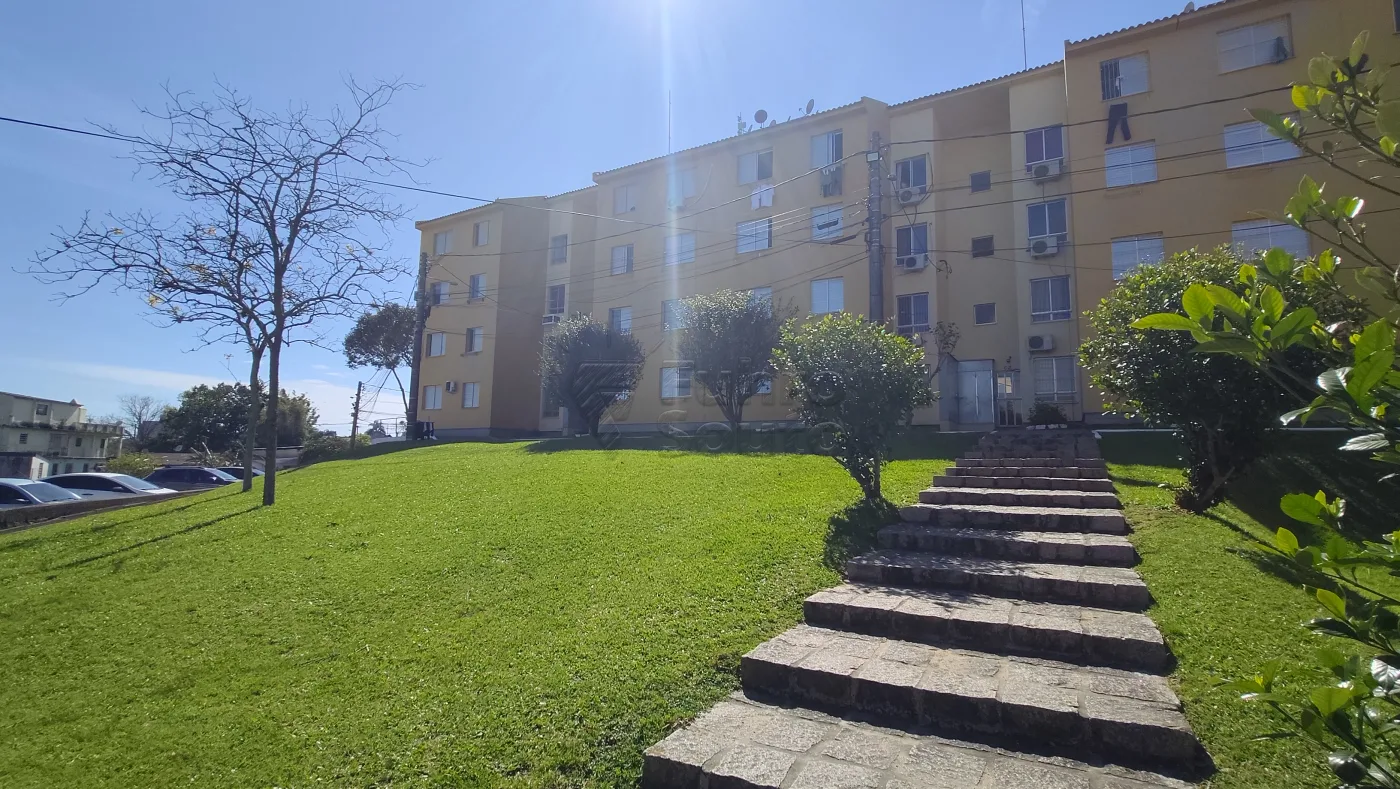 Comprar Apartamento / Padr&atilde;o em Pelotas R$ 177.000,00 - Foto 14
