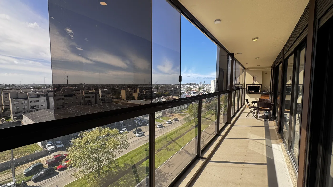 Comprar Apartamento / Padr&atilde;o em Pelotas R$ 1.150.000,00 - Foto 10