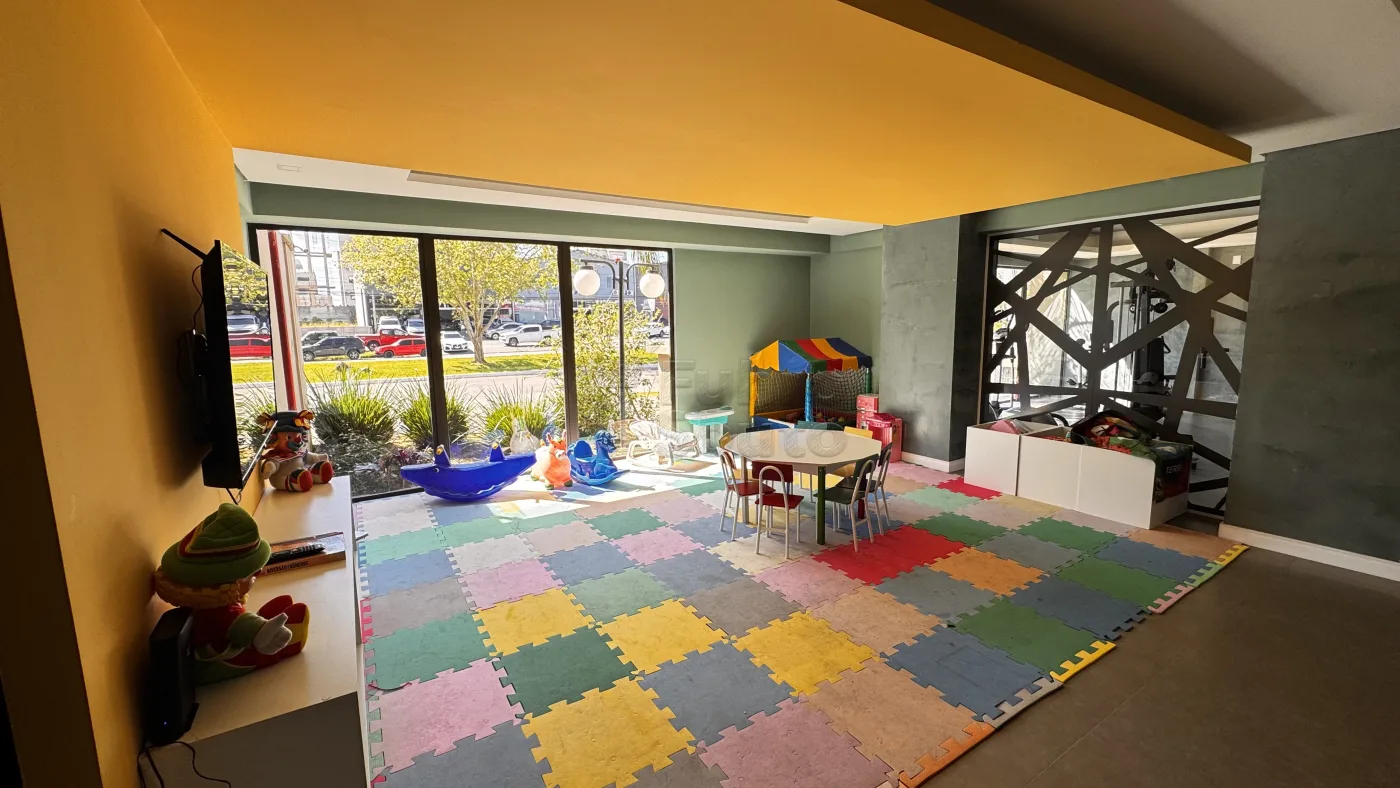 Comprar Apartamento / Padr&atilde;o em Pelotas R$ 1.150.000,00 - Foto 19