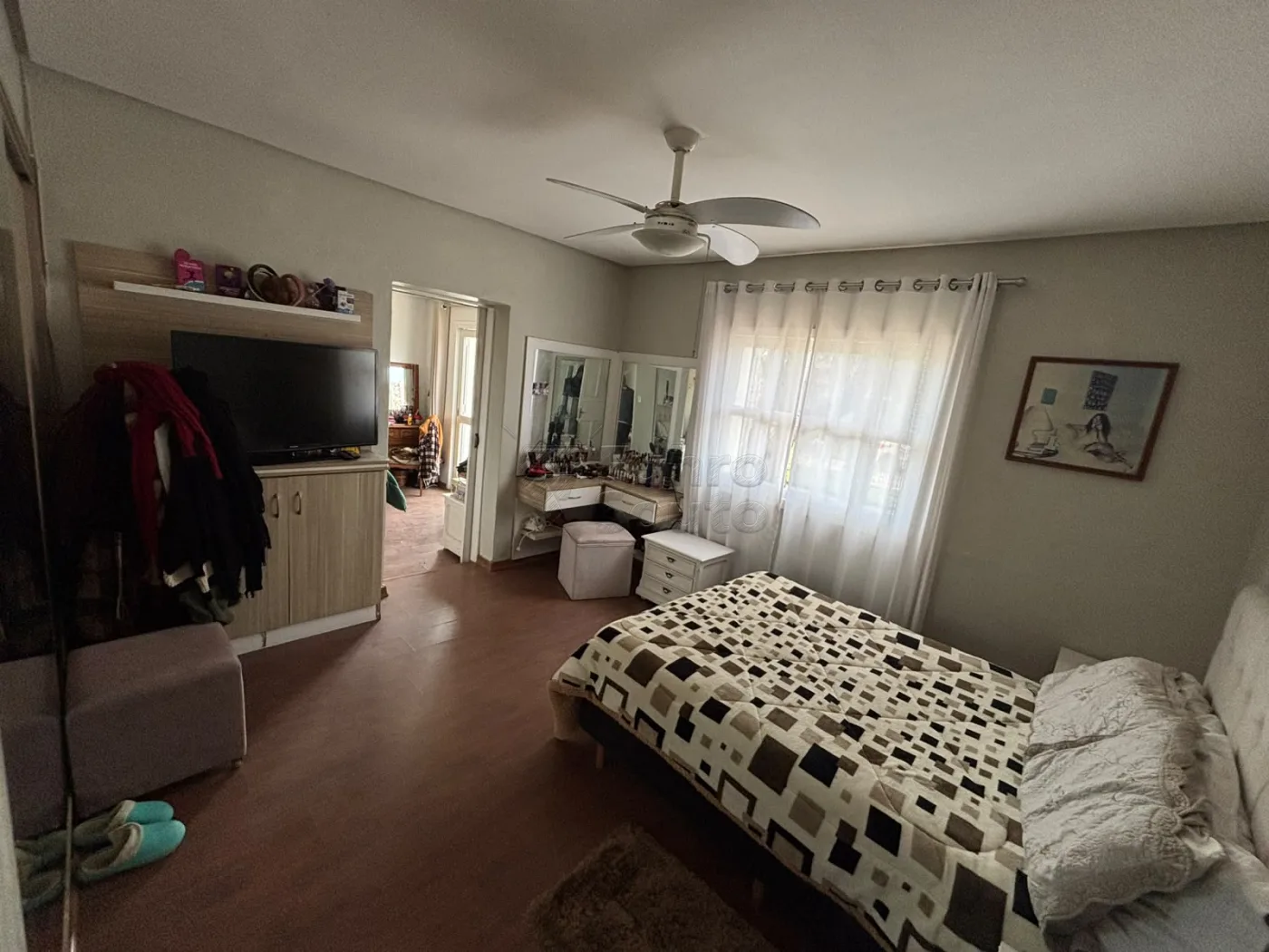 Comprar Casa / Padr&atilde;o em Pelotas R$ 980.000,00 - Foto 5