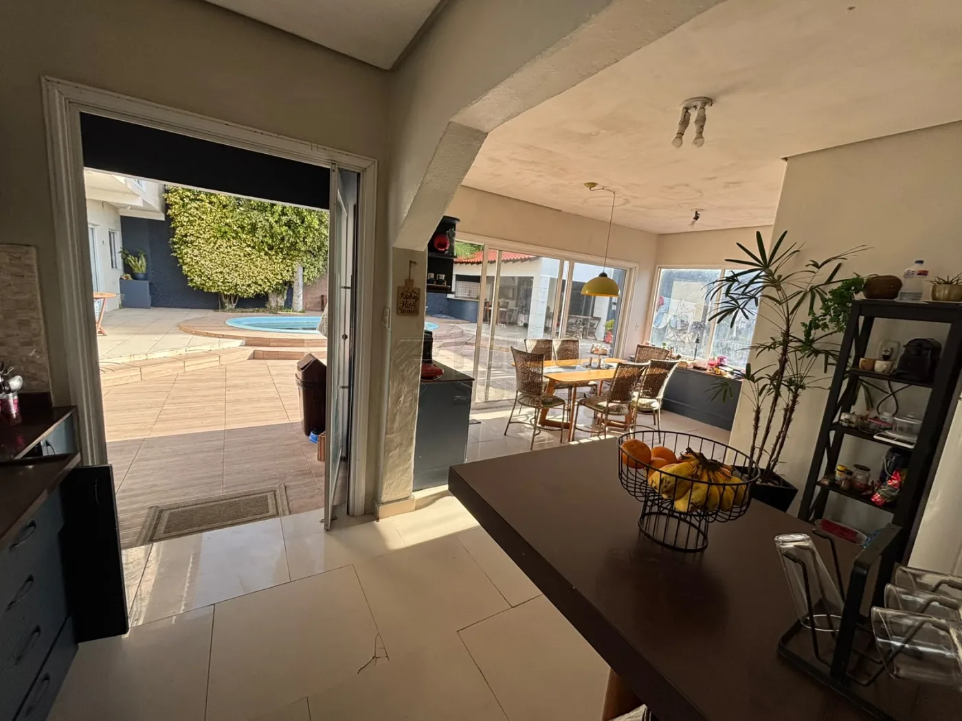 Comprar Casa / Padr&atilde;o em Pelotas R$ 980.000,00 - Foto 15