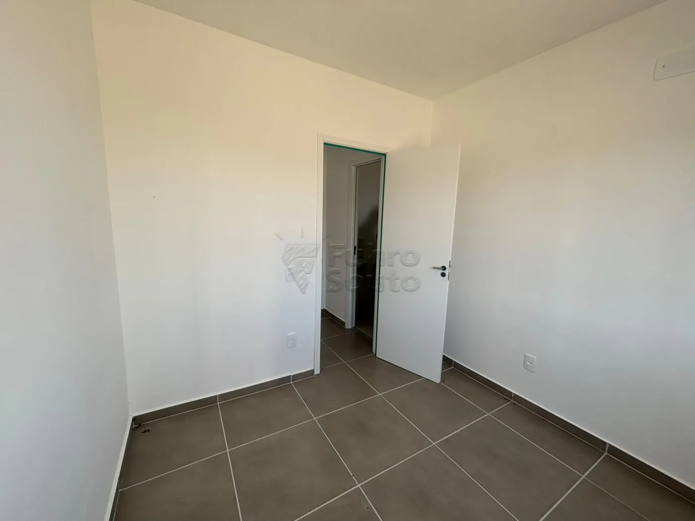 Comprar Casa / Condom&iacute;nio em Pelotas R$ 219.900,00 - Foto 7