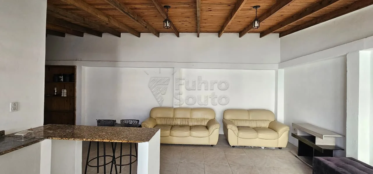 Comprar Casa / Padr&atilde;o em Pelotas R$ 300.000,00 - Foto 16