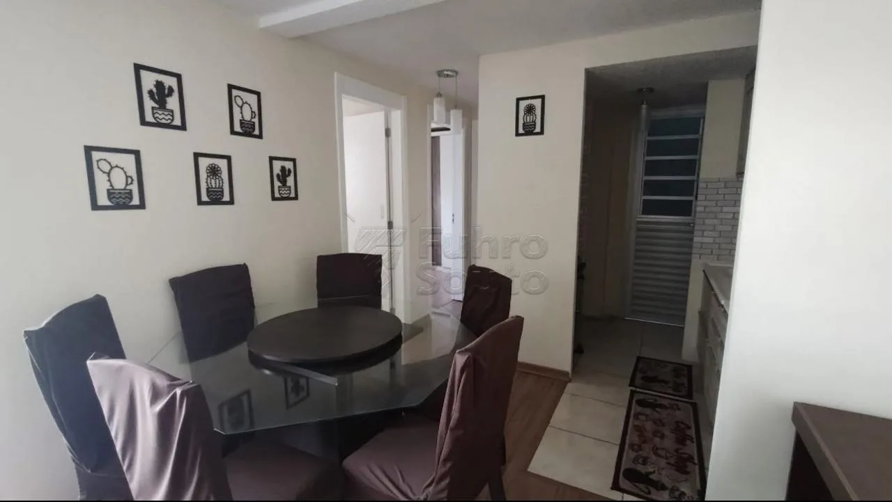 Comprar Apartamento / Padr&atilde;o em Pelotas R$ 180.000,00 - Foto 2