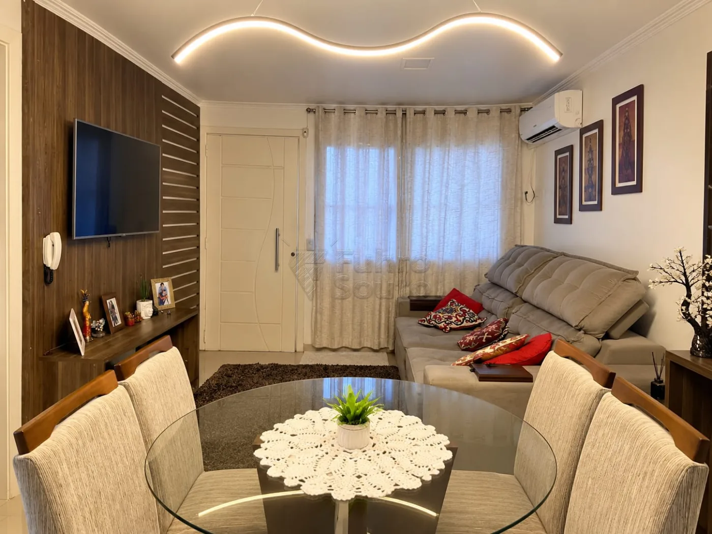 Comprar Casa / Condom&iacute;nio em Pelotas R$ 212.000,00 - Foto 2