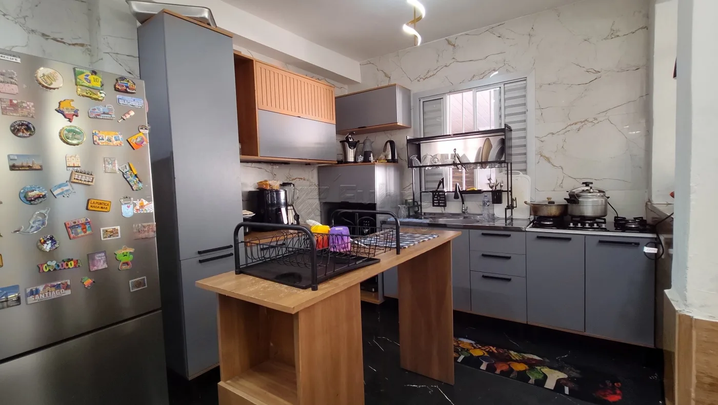 Comprar Casa / Padr&atilde;o em Pelotas R$ 350.000,00 - Foto 12