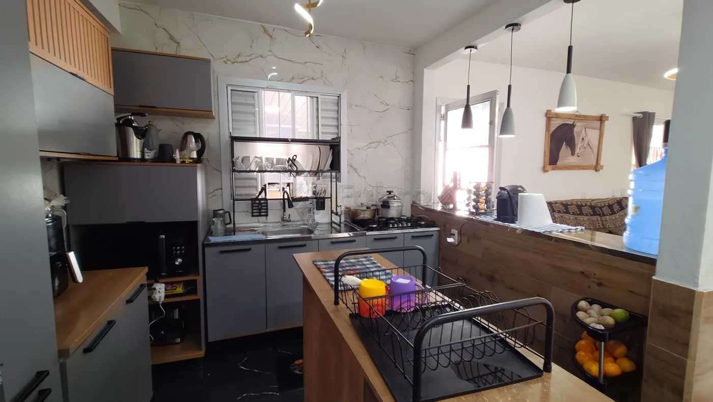 Comprar Casa / Padr&atilde;o em Pelotas R$ 350.000,00 - Foto 14