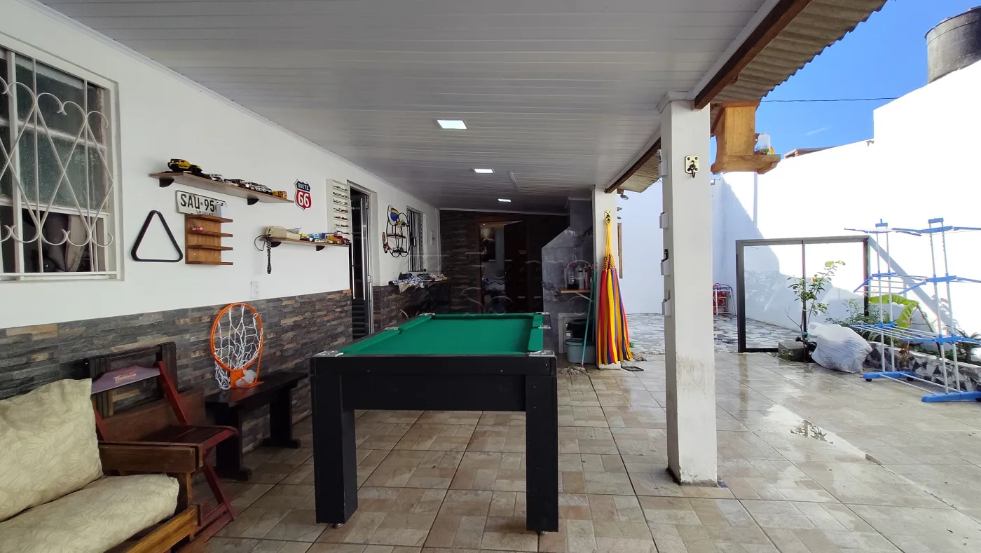 Comprar Casa / Padr&atilde;o em Pelotas R$ 350.000,00 - Foto 16