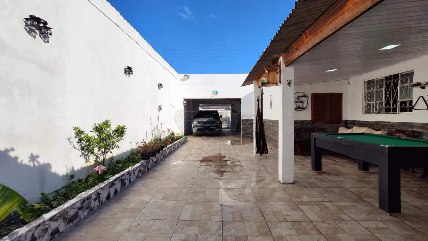 Comprar Casa / Padr&atilde;o em Pelotas R$ 350.000,00 - Foto 18