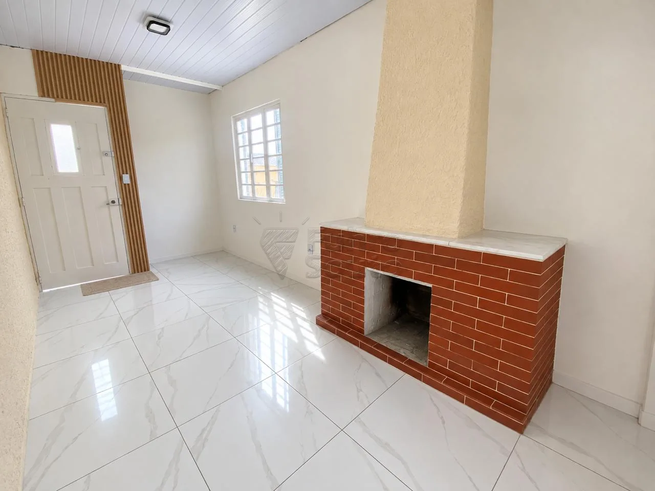 Comprar Casa / Padr&atilde;o em Pelotas R$ 350.000,00 - Foto 10
