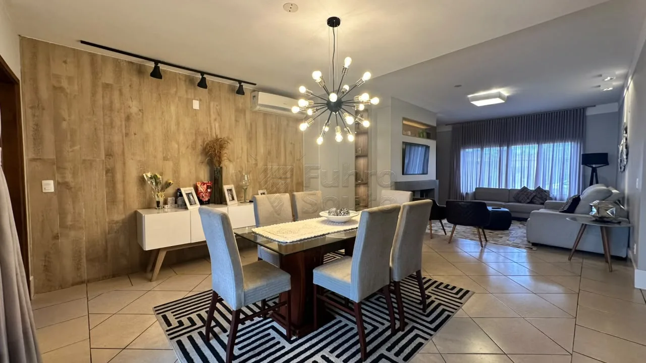 Comprar Casa / Padr&atilde;o em Pelotas R$ 1.170.400,00 - Foto 5