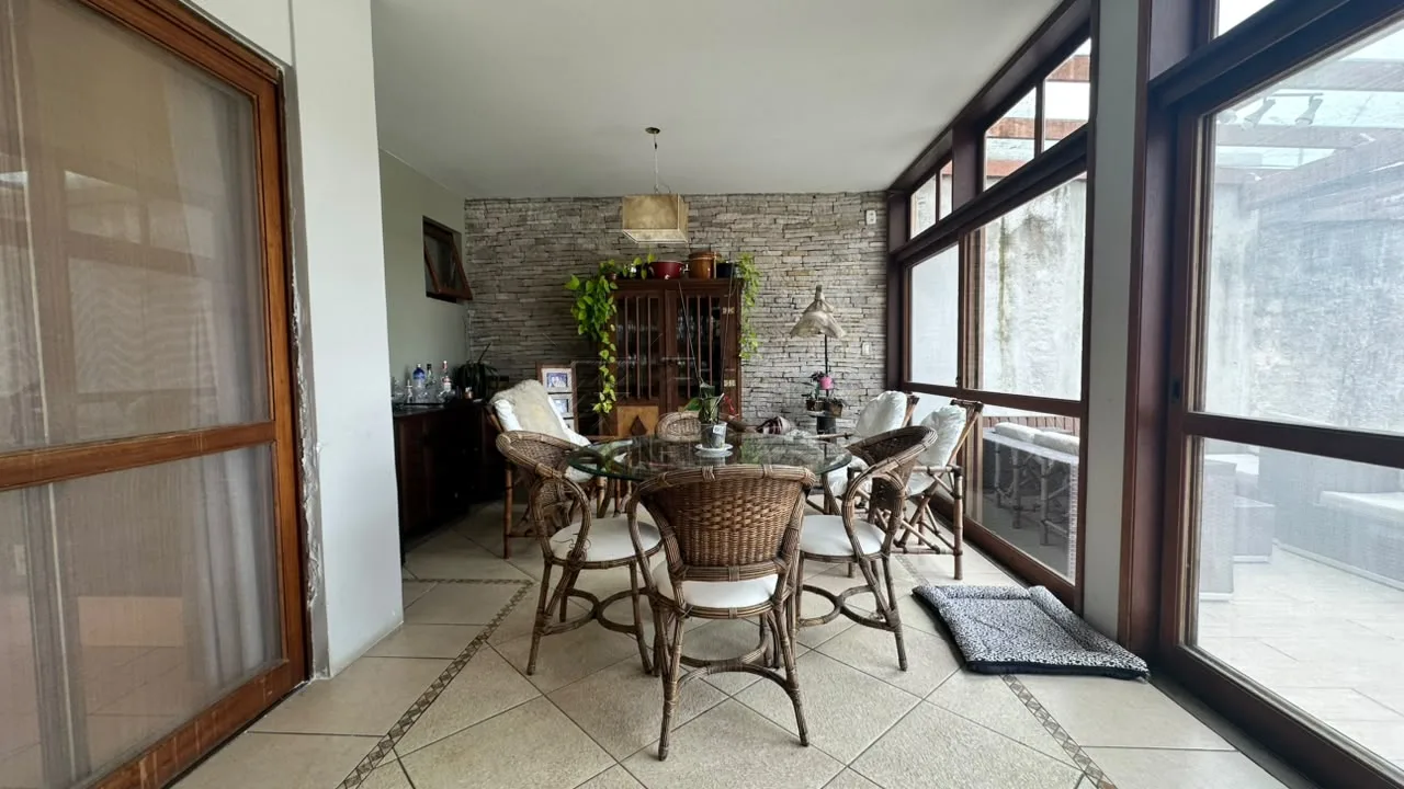 Comprar Casa / Padr&atilde;o em Pelotas R$ 1.170.400,00 - Foto 7