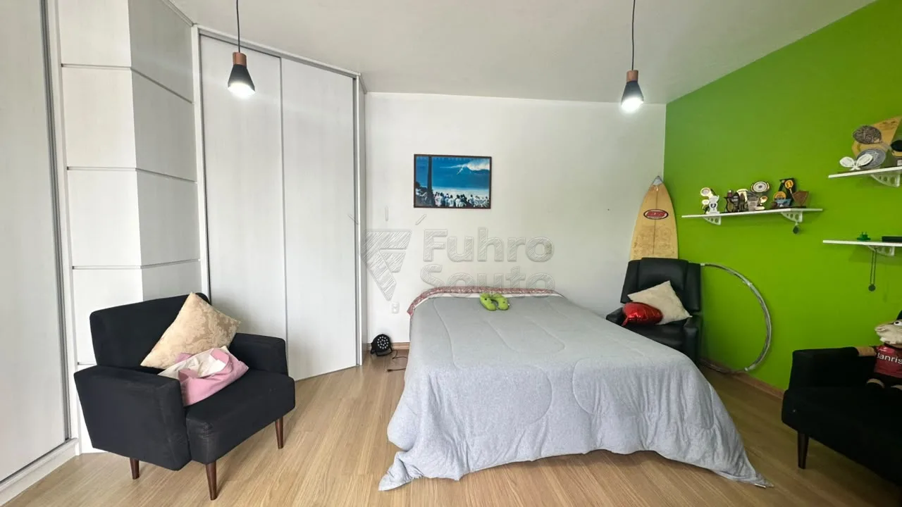 Comprar Casa / Padr&atilde;o em Pelotas R$ 1.170.400,00 - Foto 14