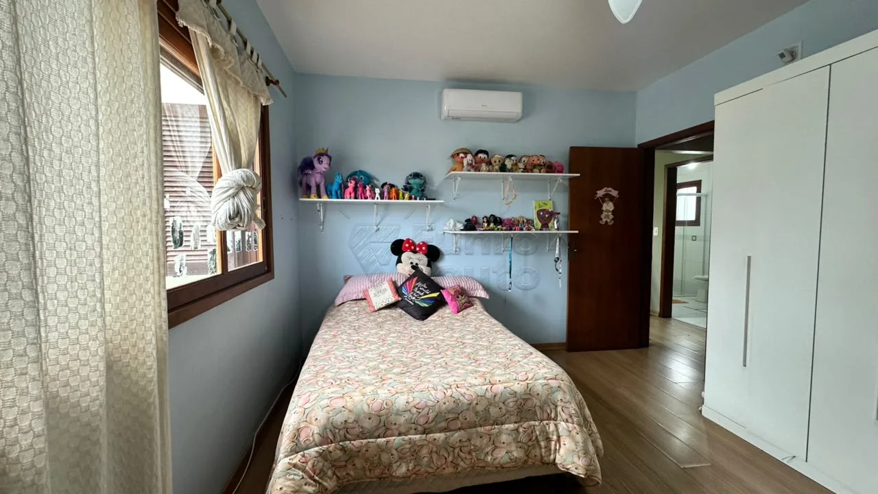 Comprar Casa / Padr&atilde;o em Pelotas R$ 1.170.400,00 - Foto 17