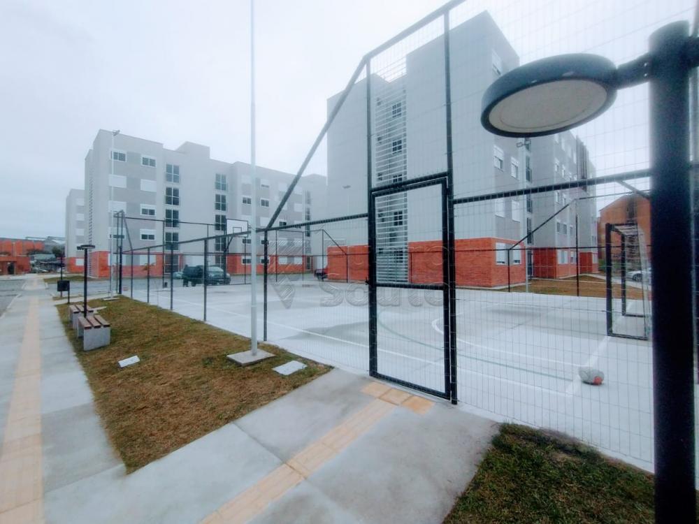 Comprar Apartamento / Padr&atilde;o em Pelotas R$ 179.000,00 - Foto 10