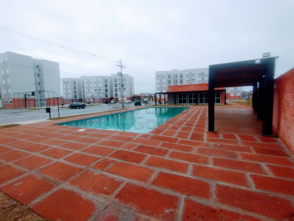 Comprar Apartamento / Padr&atilde;o em Pelotas R$ 179.000,00 - Foto 12