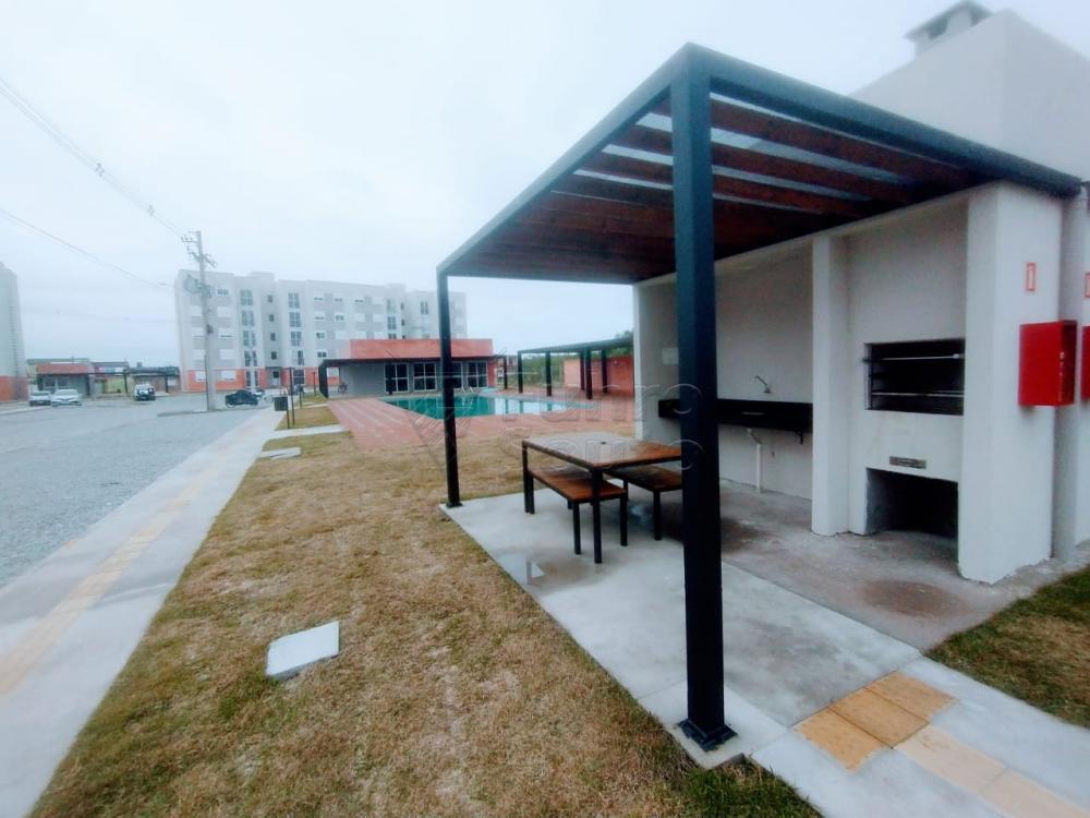 Comprar Apartamento / Padr&atilde;o em Pelotas R$ 179.000,00 - Foto 15