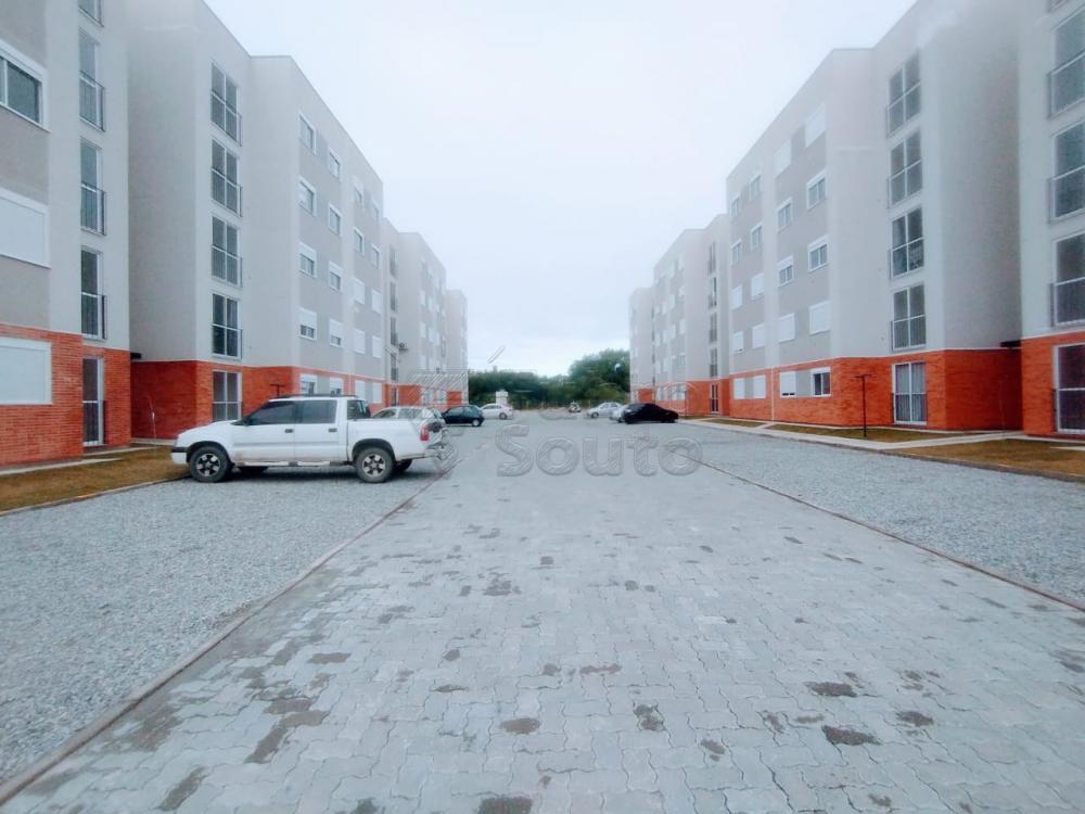 Comprar Apartamento / Padr&atilde;o em Pelotas R$ 179.000,00 - Foto 19