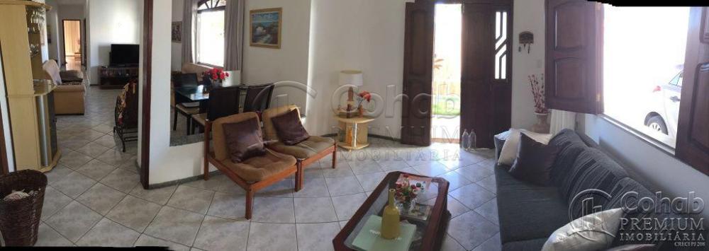 Comprar Casa / Padr&atilde;o em Aracaju R$ 800.000,00 - Foto 2