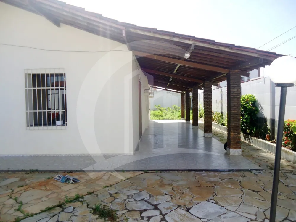 Comprar Casa / Padr&atilde;o em Aracaju R$ 950.000,00 - Foto 3
