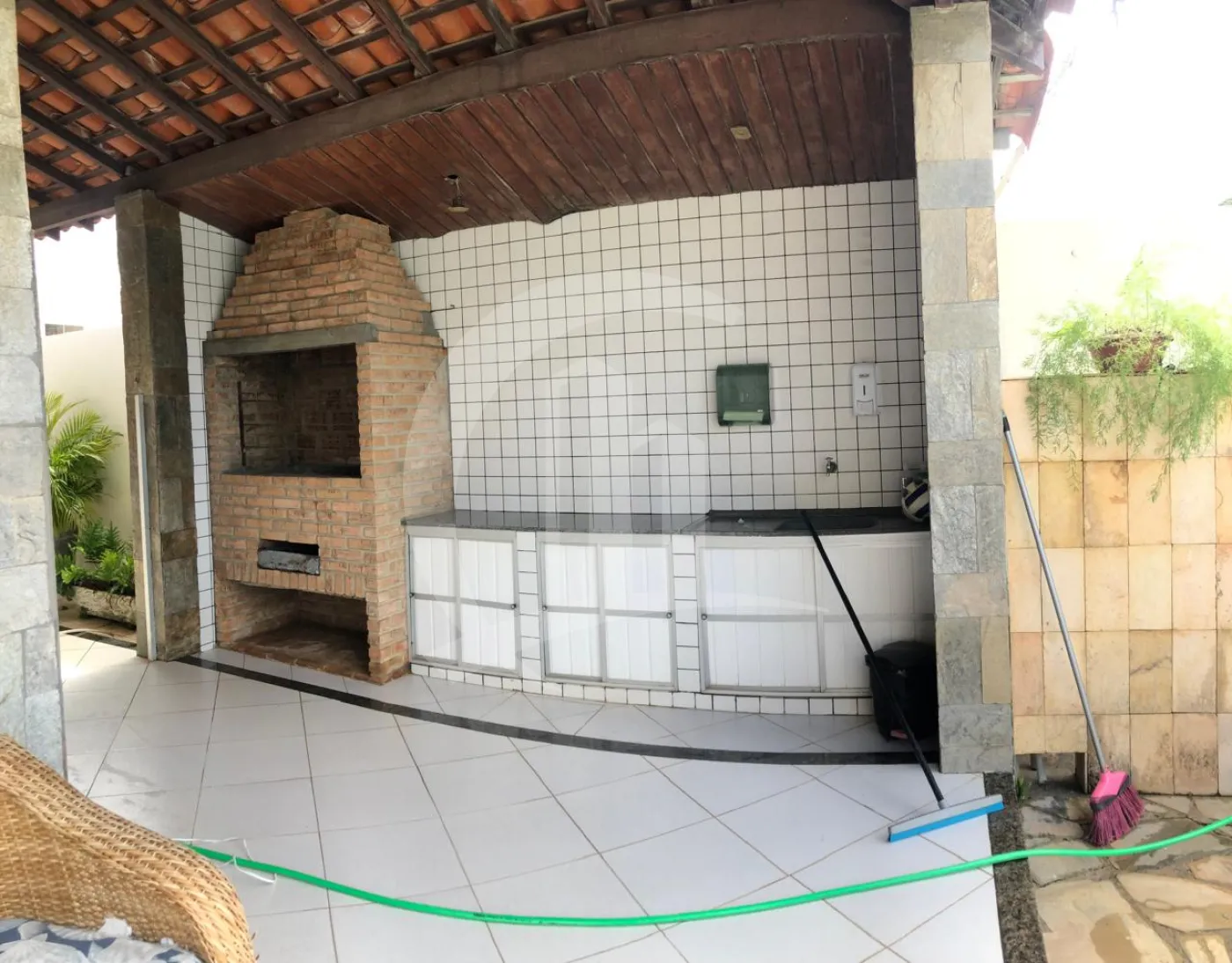 Comprar Casa / Padr&atilde;o em Aracaju R$ 750.000,00 - Foto 17
