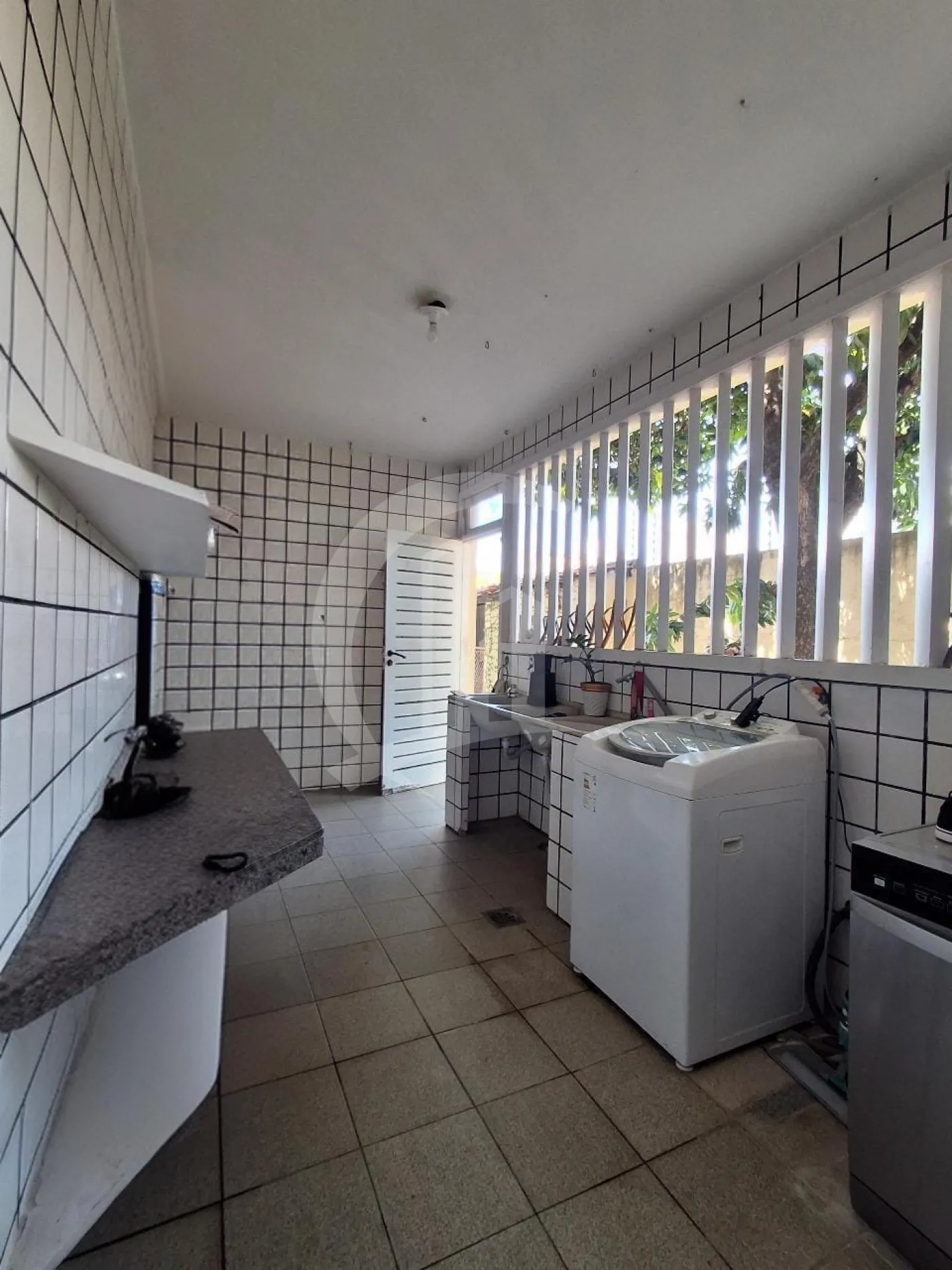 Alugar Casa / Casa Residencial em Aracaju R$ 11.500,00 - Foto 15