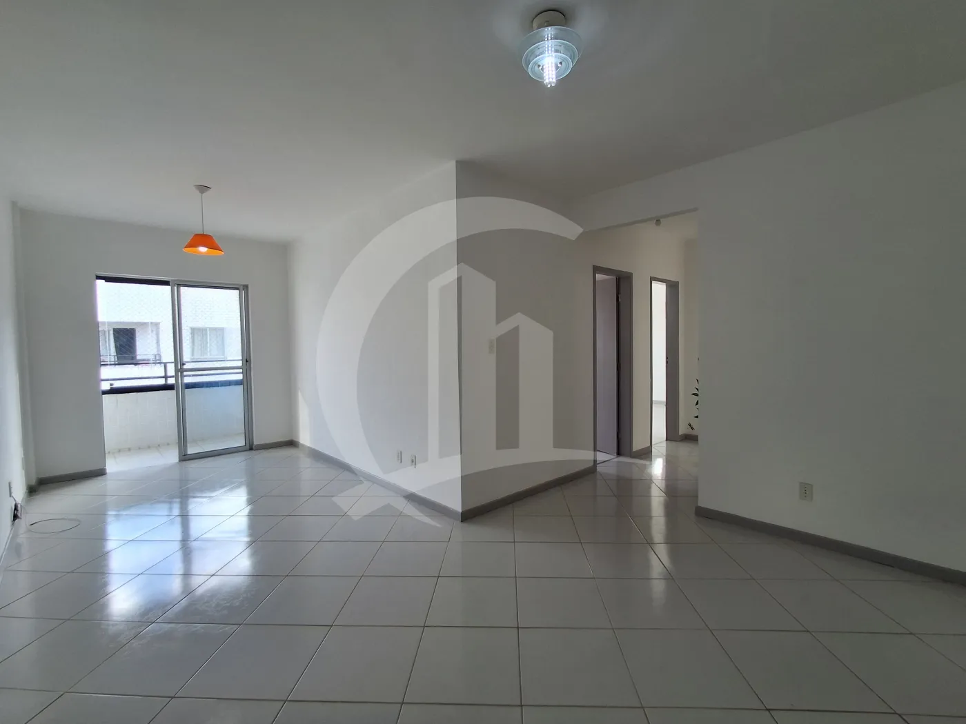 Alugar Apartamento / Padr&atilde;o em Aracaju R$ 2.000,00 - Foto 2