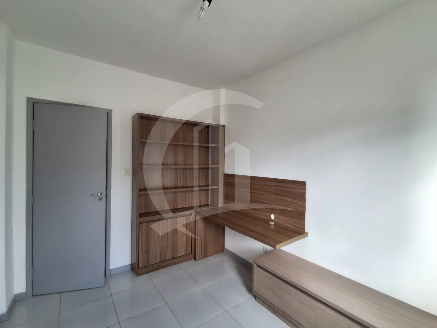Alugar Apartamento / Padr&atilde;o em Aracaju R$ 2.000,00 - Foto 6
