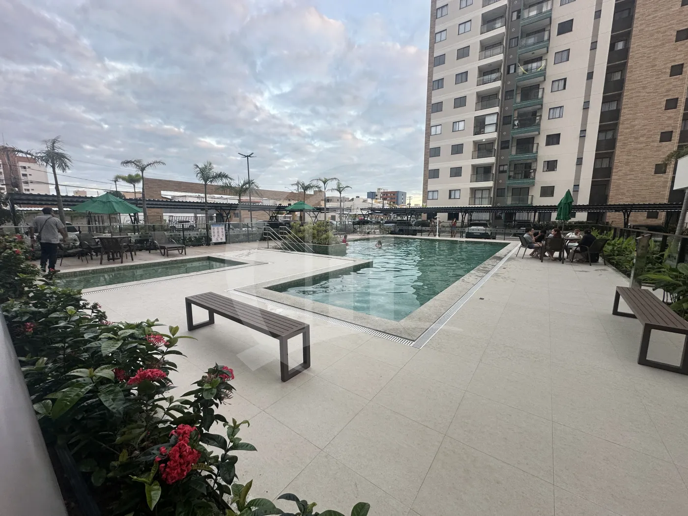 Alugar Apartamento / Padr&atilde;o em Aracaju R$ 2.500,00 - Foto 17