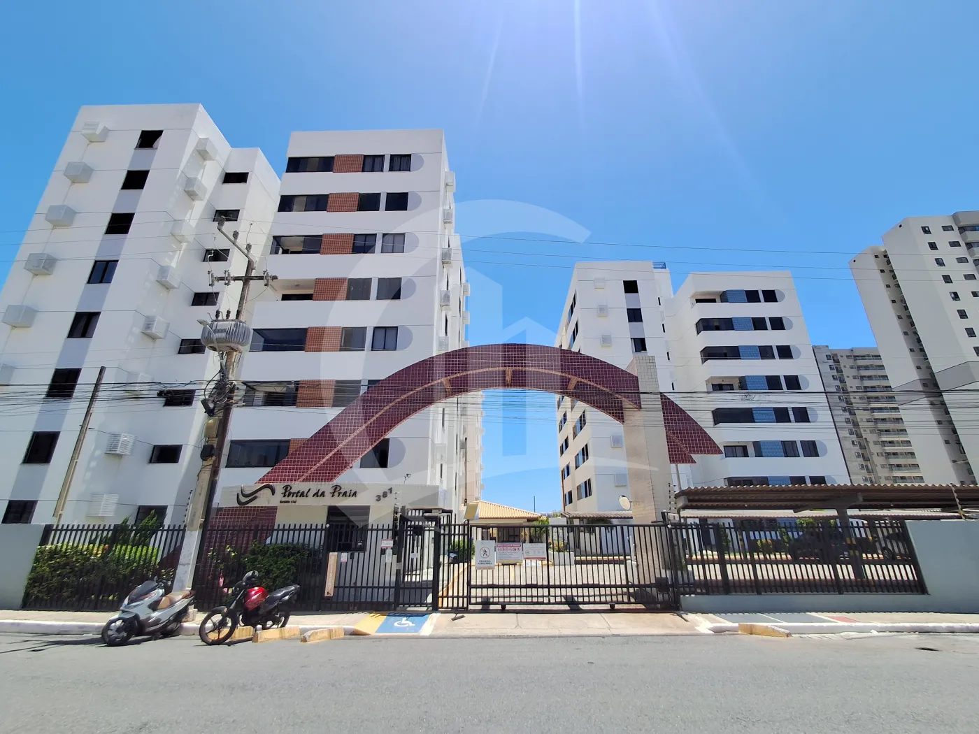 Alugar Apartamento / Padr&atilde;o em Aracaju R$ 3.500,00 - Foto 1