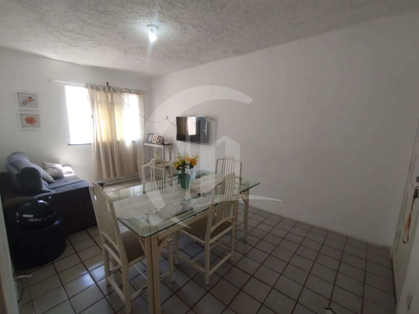 Comprar Apartamento / Padr&atilde;o em Aracaju R$ 230.000,00 - Foto 3