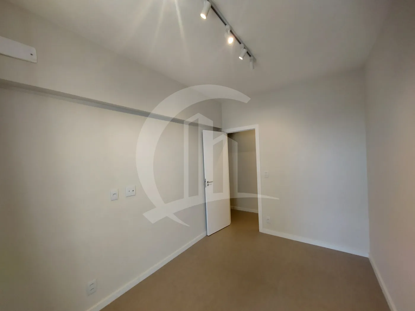 Alugar Apartamento / Padr&atilde;o em Aracaju R$ 3.900,00 - Foto 9