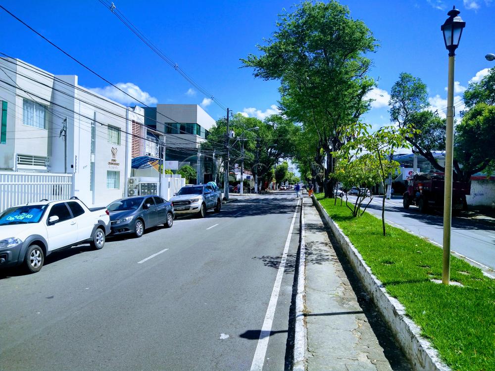 Alugar Apartamento / Padr&atilde;o em Aracaju R$ 2.100,00 - Foto 31