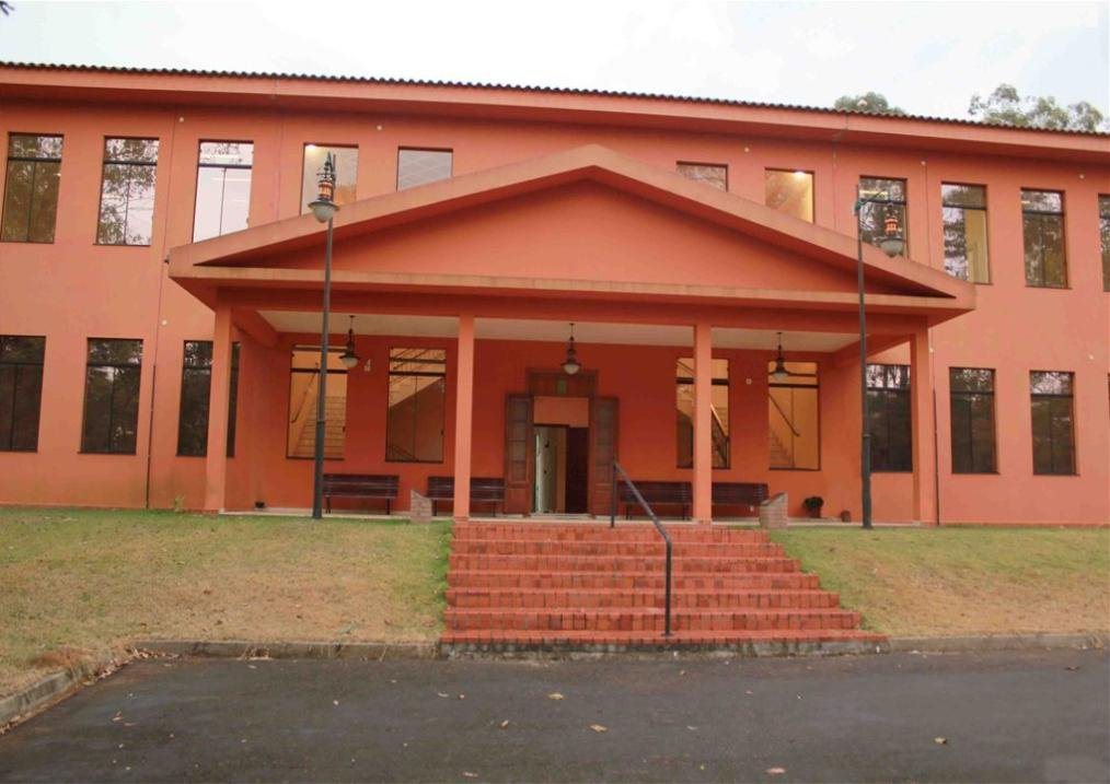 Terreno / Padr&atilde;o em S&atilde;o Carlos Alugar por R$1,00