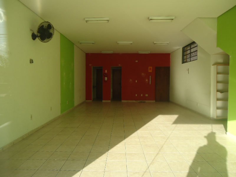 Comercial / Salão em São Carlos , Comprar por R$880.000,00