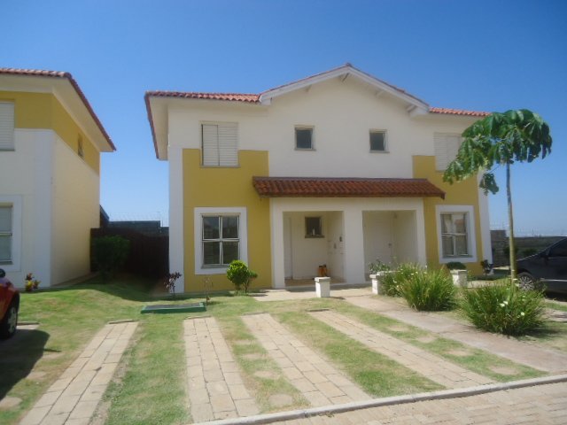 Casa / Condom&iacute;nio em S&atilde;o Carlos Alugar por R$3.334,00
