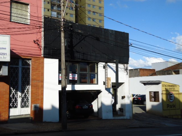 Comercial / Sala em S&atilde;o Carlos 