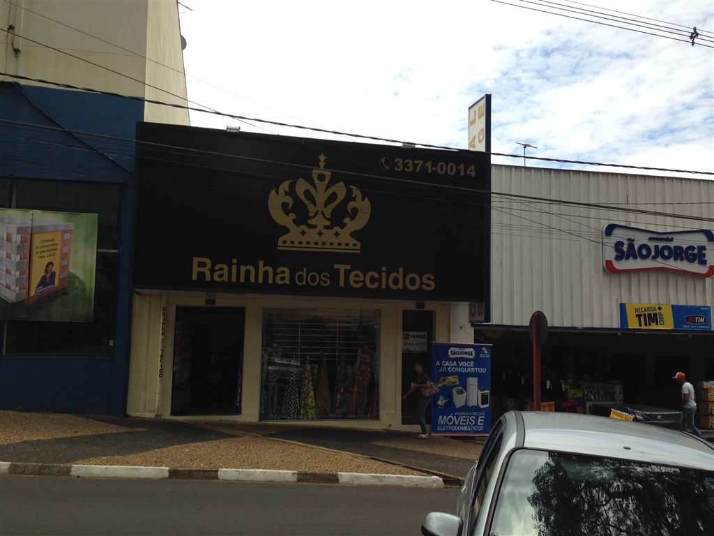 Comercial / Salão em São Carlos , Comprar por R$745.000,00