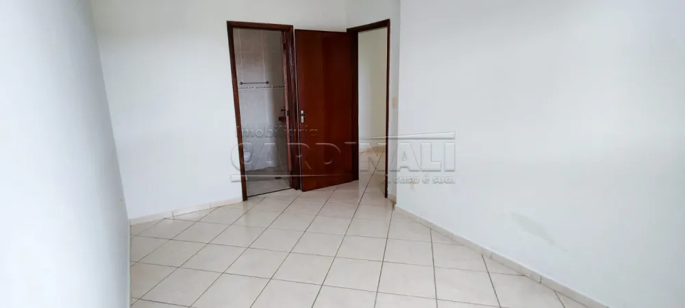 Alugar Apartamento / Padr&atilde;o em S&atilde;o Carlos R$ 1.000,00 - Foto 21