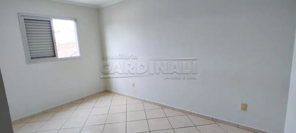 Alugar Apartamento / Padr&atilde;o em S&atilde;o Carlos R$ 1.000,00 - Foto 22