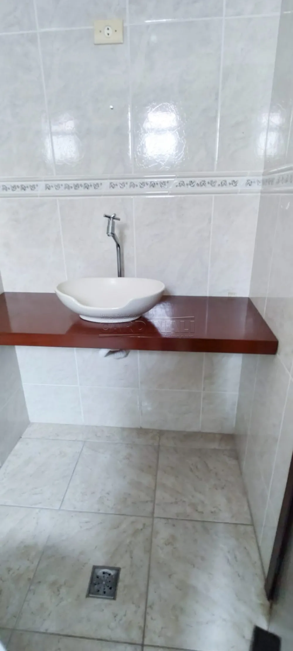 Alugar Apartamento / Padr&atilde;o em S&atilde;o Carlos R$ 1.000,00 - Foto 24