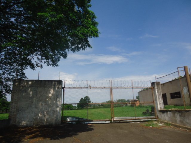 Terreno / Padrão em São Carlos , Comprar por R$42.000.000,00