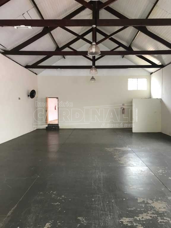 Comercial / Galpão em São Carlos , Comprar por R$2.600.000,00